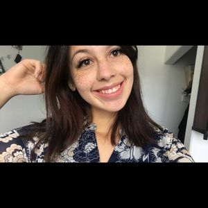 Meet your Posher, Lauren